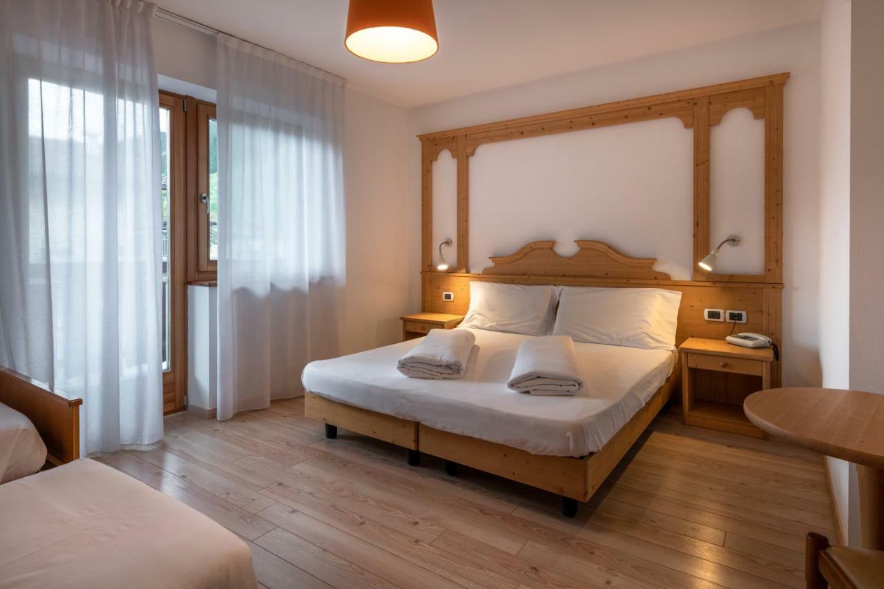 Hotel Europa Поцца-ди-Фасса Экстерьер фото